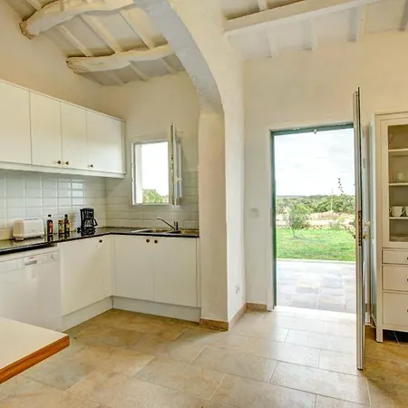 Βίλα Sleeps 8 Pool Air Con Wifi Alaior