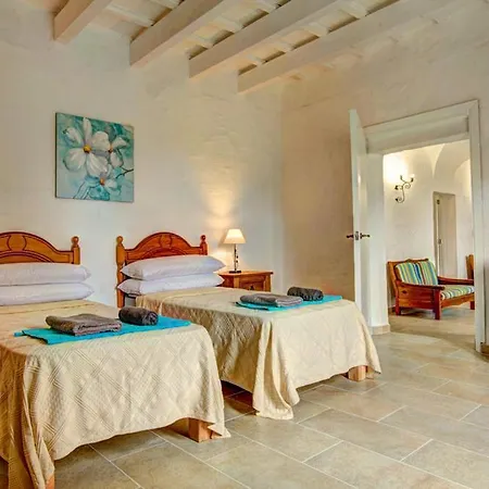 Sleeps 8 Pool Air Con Wifi Βίλα